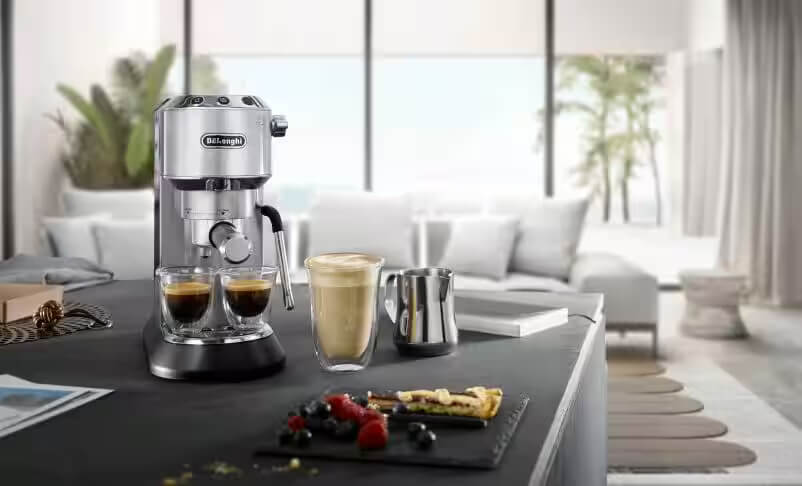 De’Longhi Review – Where Italian Design Meets Coffee Perfection