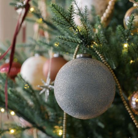 CG Hunter Glass Ornament