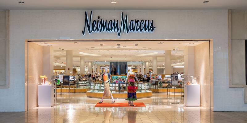 Neiman Marcus Review: Elevate Your Fashion Game | Discover High-End Style