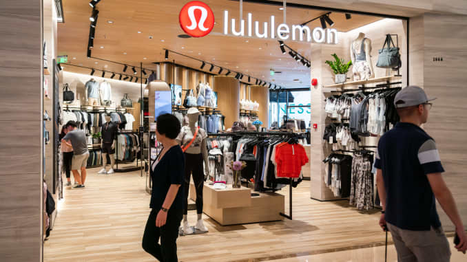 Lululemon Sale: Tremendous Discounts on Its Product Line | Shop Now and Save Big!